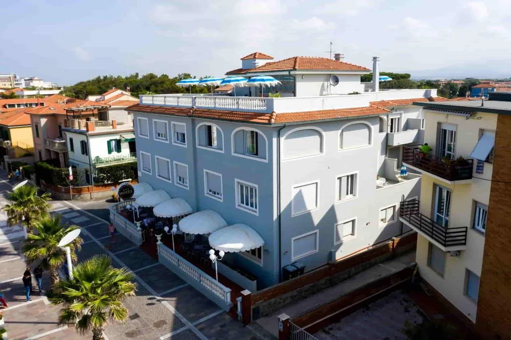 Esterno