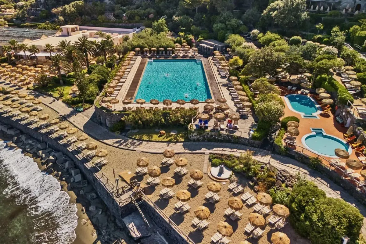 Tour delle Isole, Parco Termale Poseidon