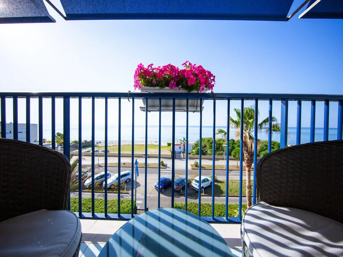 Ticho's Greenblu Hotel