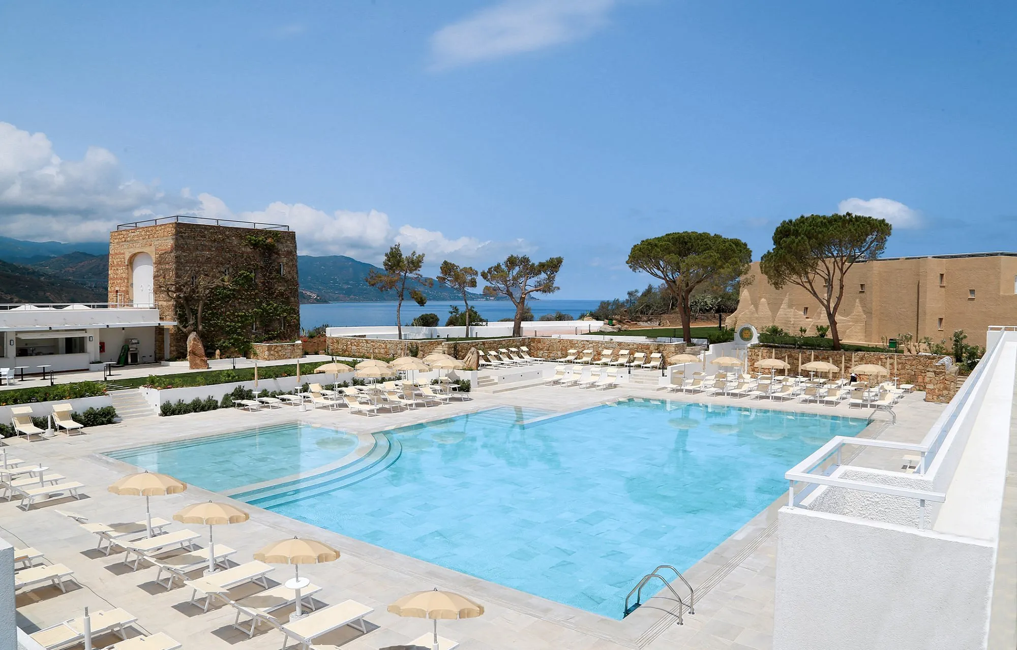 Mangia'S Pollina Resort