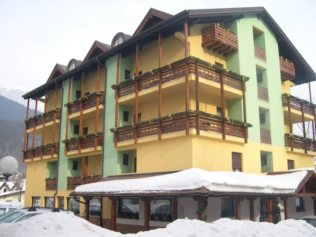 Esterno